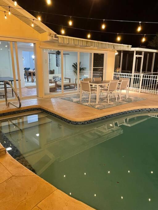 House W/ Heated Pool In Naples 5 Min To Beach Exterior foto